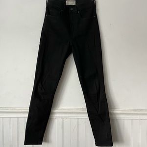 Everlane Authentic Stretch High Rise Skinny Jean in Black